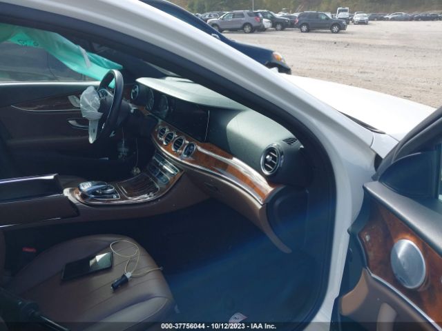 WDDZF4KB5KA583387 Mercedes-Benz E 300 4matic