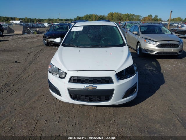 Chevrolet SONIC LT 2016 1G1JC5SH0G4132103 Image 6