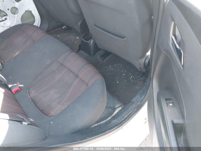 Chevrolet SONIC LT 2016 1G1JC5SH0G4132103 Image 8