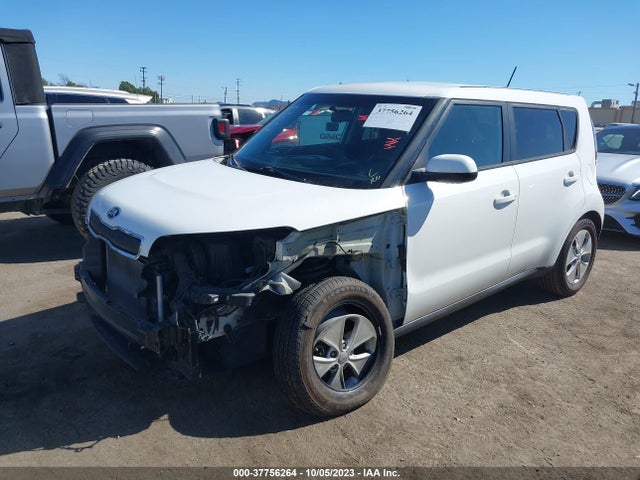 KIA Soul Base 2015 KNDJN2A25F7800228 Image 2