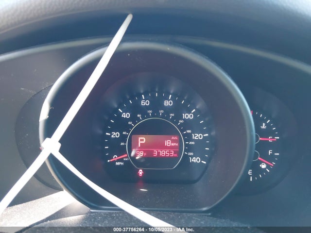 KIA Soul Base 2015 KNDJN2A25F7800228 Image 9