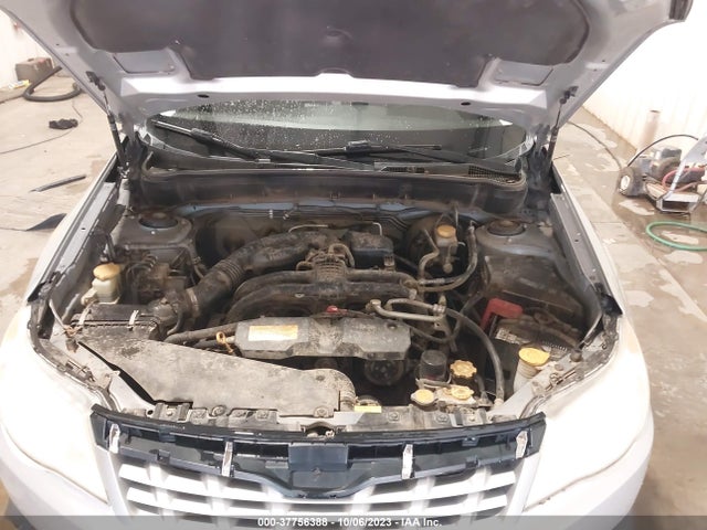 2011 SUBARU FORESTER 2.5X LIMITED VIN: JF2SHBEC6BH738942