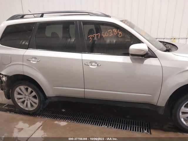 2011 SUBARU FORESTER 2.5X LIMITED VIN: JF2SHBEC6BH738942