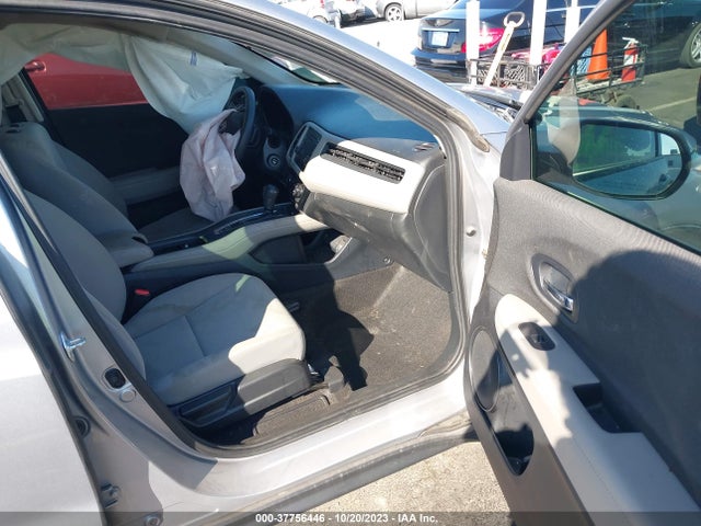 Honda HR-V LX 2022 3CZRU5H34NM729155 Image 5