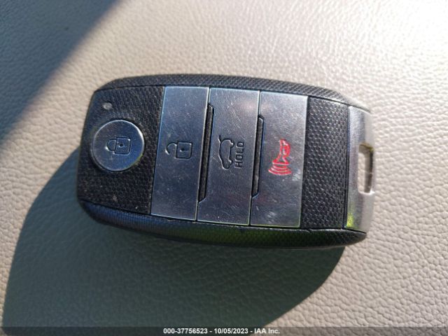 KNDPN3AC0H7243434 KIA Sportage Ex