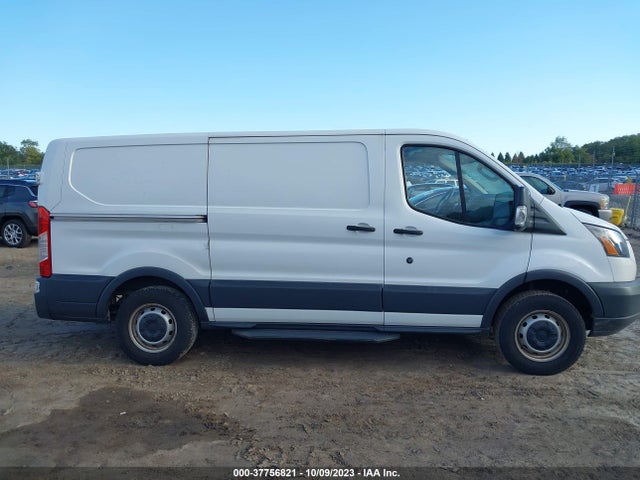 Ford Transit-250 2018 1FTYR1YM5JKB43912 Image 14