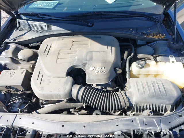 2C3CCAKG6JH165184 Chrysler 300 Limited Awd