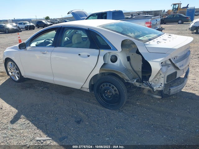 3LN6L2G95ER831630 Lincoln MKZ