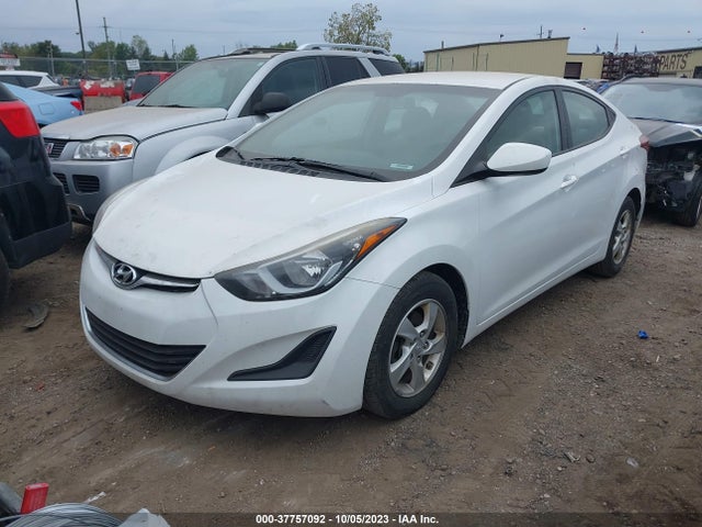 Hyundai ELANTRA SE 2015 5NPDH4AE6FH559754 Image 2
