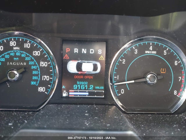 2012 JAGUAR XF SAJWA0HB9CLS49298 Photo 6