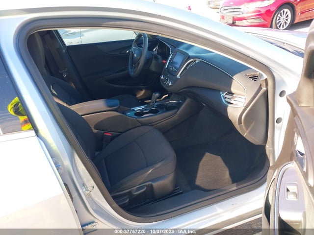 Chevrolet MALIBU LT 2018 1G1ZD5ST6JF181208 Image 5