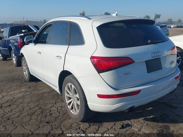 Audi Q5 2.0t Premium 2016 WA1L2AFP4GA115894 Image 3