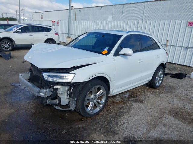WA1HCCFS9JR022235 Audi Q3 Premium Plus