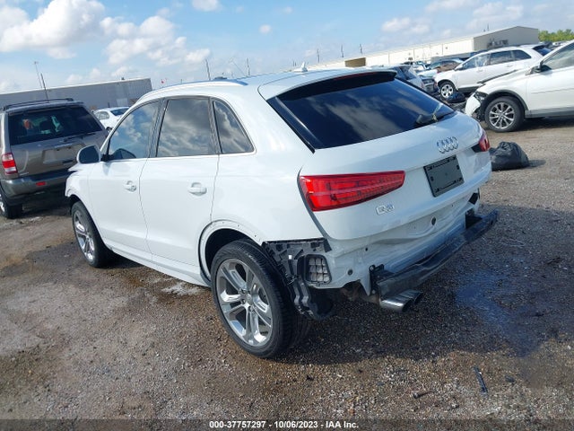 WA1HCCFS9JR022235 Audi Q3 Premium Plus