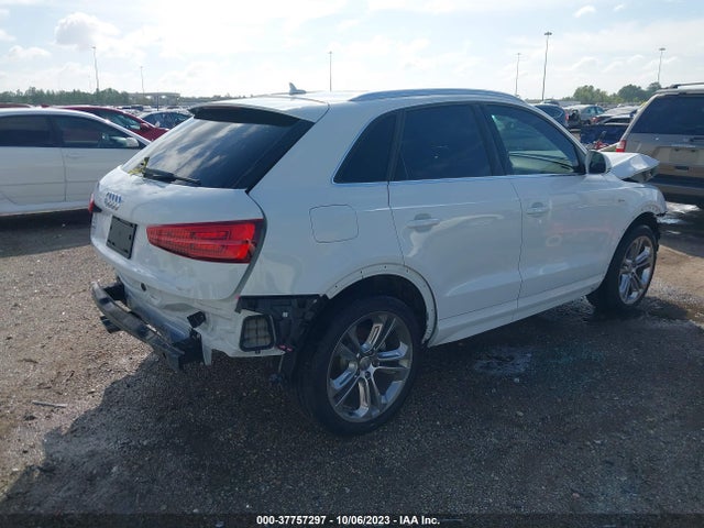 WA1HCCFS9JR022235 Audi Q3 Premium Plus