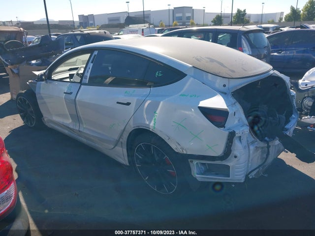 Tesla Model 3 Long Range 2021 5YJ3E1EB5MF999902 Image 3