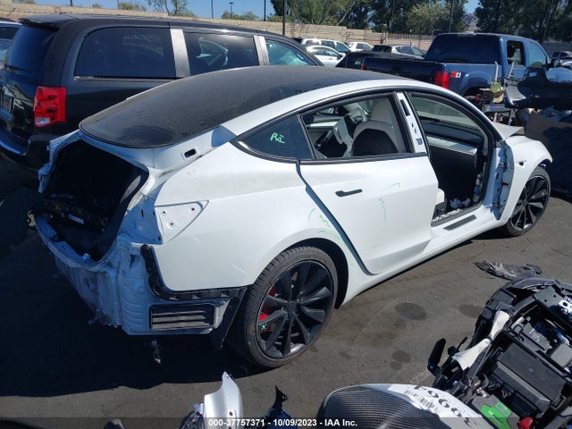 Tesla Model 3 Long Range 2021 5YJ3E1EB5MF999902 Image 4