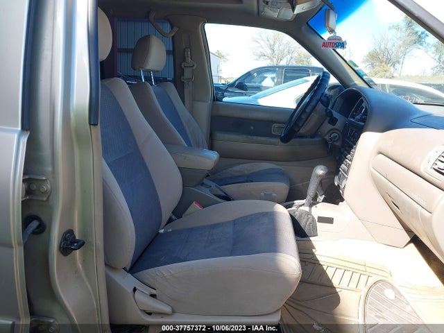 2001 NISSAN PATHFINDER SE VIN: JN8DR09Y71W601571