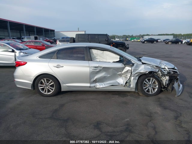 Hyundai Sonata 2.4l Se 2016 5NPE24AF1GH294094 Image 13