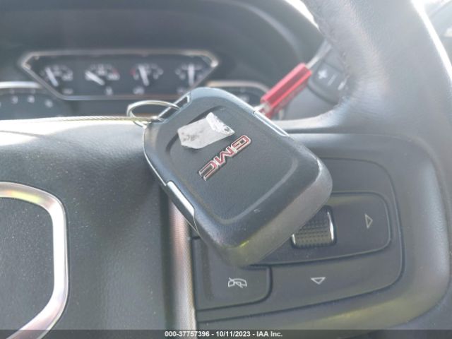3GTU9DET1MG240368 GMC Sierra 1500 Slt