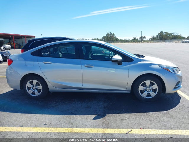 Chevrolet CRUZE LS 2017 1G1BC5SM3H7225750 Image 13