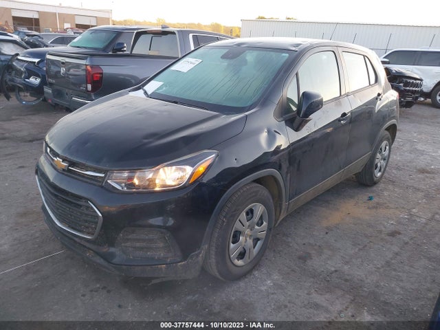 Chevrolet TRAX LS 2019 3GNCJKSB2KL121159 Image 2