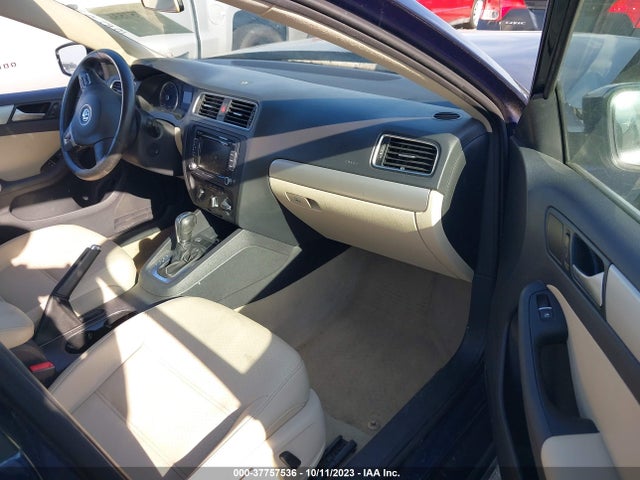 3VWD17AJ6EM363192 Volkswagen Jetta Sedan Se