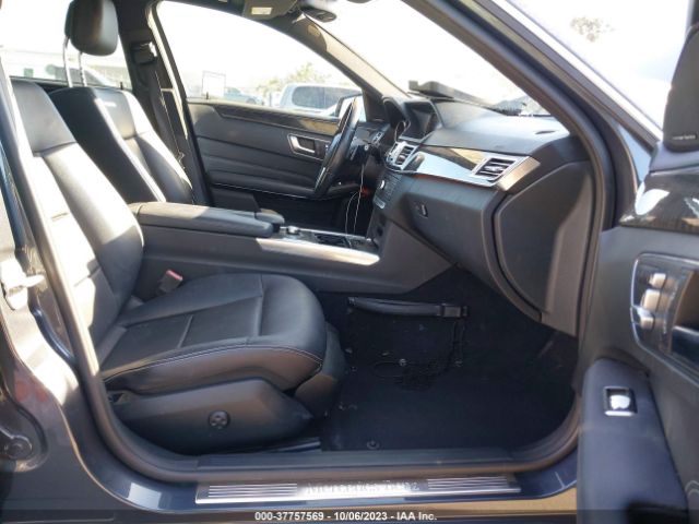 2016 MERCEDES-BENZ E-CLASS WDDHF5KB5GB311831 Photo 4