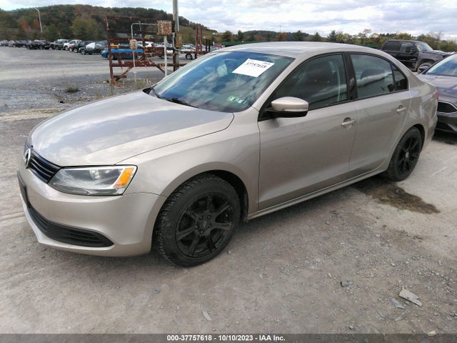 3VWD17AJ8EM272960 Volkswagen Jetta Sedan Se