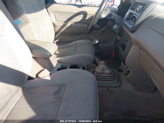 2001 NISSAN FRONTIER 2WD XE VIN: 1N6DD26S31C304561