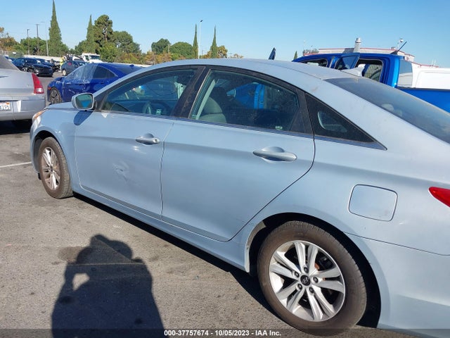 2013 HYUNDAI SONATA GLS PZEV VIN: 5NPEB4AC2DH610667