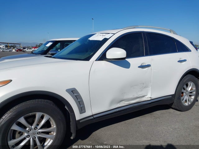 2009 INFINITI FX35 VIN: JNRAS18U89M101563