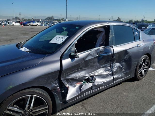 1HGCR2F5XHA261158 Honda Accord Sedan Sport