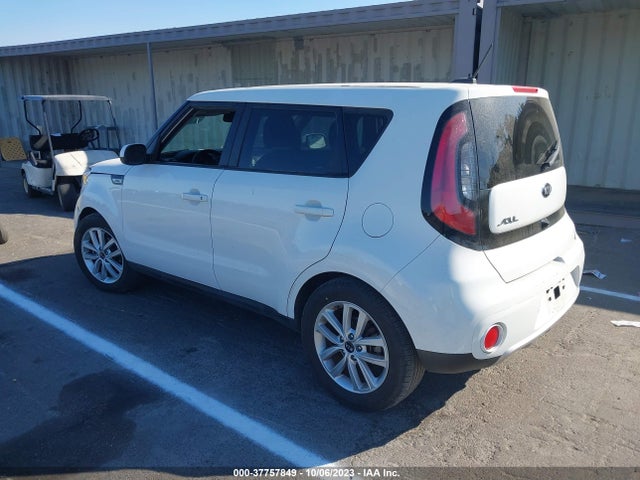 KIA SOUL + 2018 KNDJP3A56J7526962 Image 3