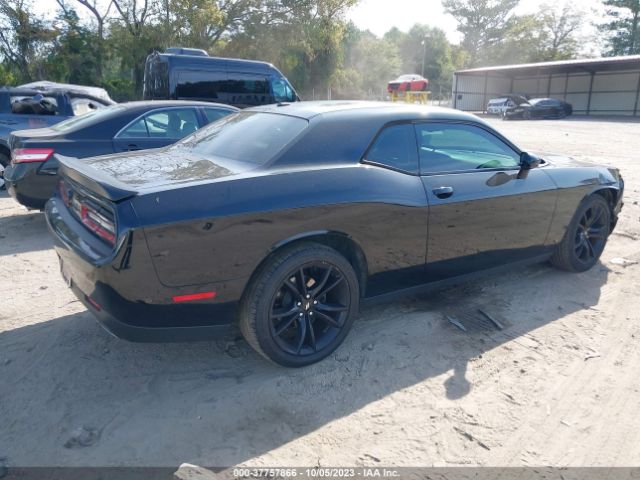 2C3CDZAGXHH532126 Dodge Challenger Sxt