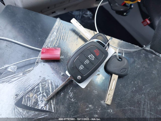 Hyundai SONATA 2016 5NPE24AF0GH409011 Image 11