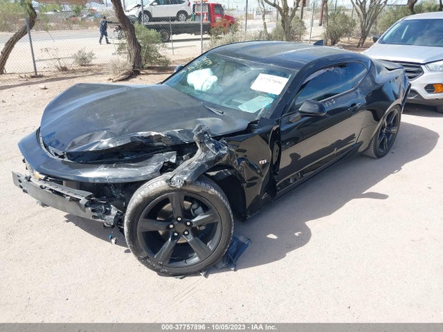 Chevrolet Camaro 2lt 2016 1G1FC1RX8G0181519 Image 2