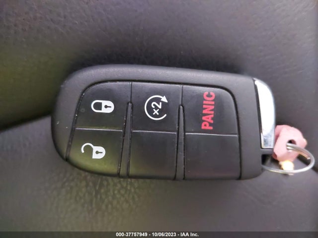 ZACNJDC14NPN98669 Jeep Renegade Trailhawk