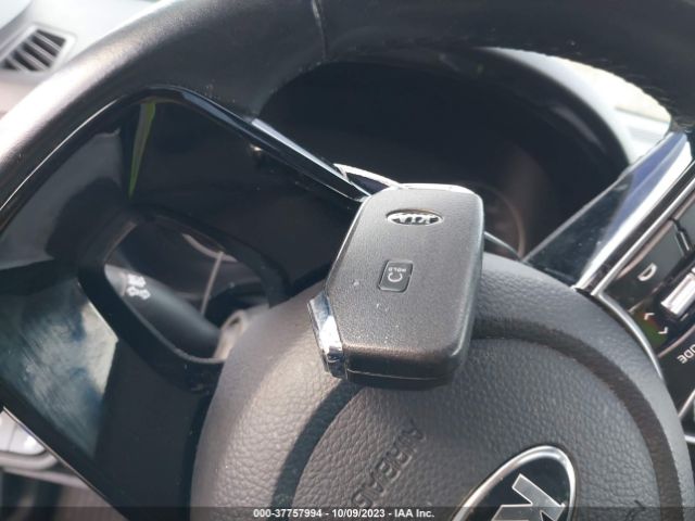 KNDERCAA1M7210866 KIA SELTOS EX