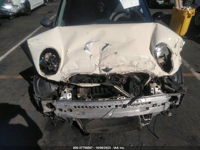 2006 MINI COOPER WMWRC335X6TJ74864 Photo 5
