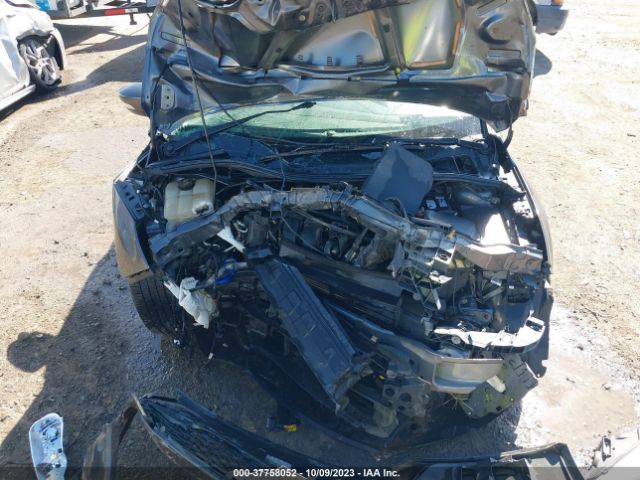1FADP3K27JL257871 Ford FOCUS SE