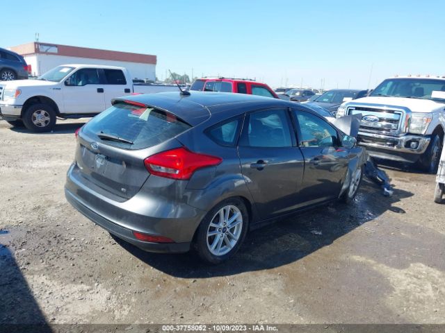 1FADP3K27JL257871 Ford FOCUS SE