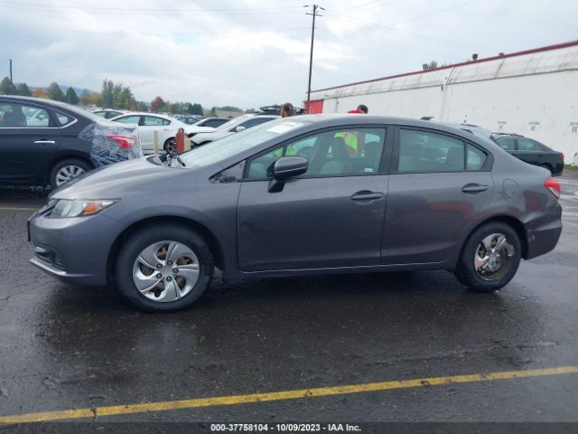 19XFB2F52EE210679 Honda Civic Sedan Lx