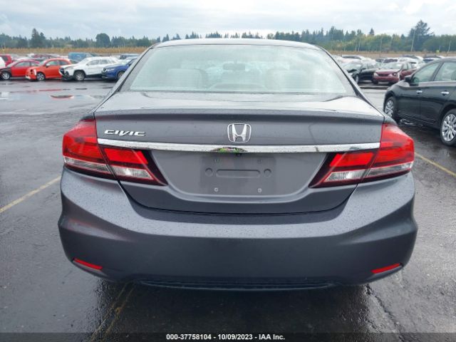 19XFB2F52EE210679 Honda Civic Sedan Lx