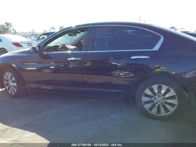 1HGCR2F70FA053904 Honda Accord Sedan Ex