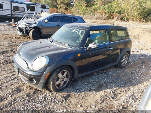 2008 MINI COOPER CLUBMAN WMWML33528TN68419 Photo 1