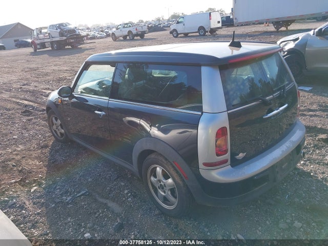 2008 MINI COOPER CLUBMAN WMWML33528TN68419 Photo 2