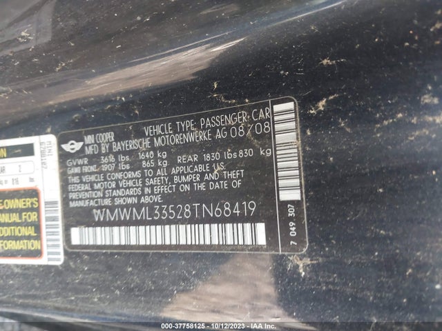 2008 MINI COOPER CLUBMAN WMWML33528TN68419 Photo 8