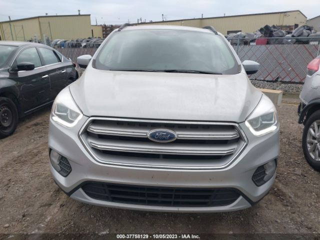 1FMCU0GD2HUE45978 Ford ESCAPE SE
