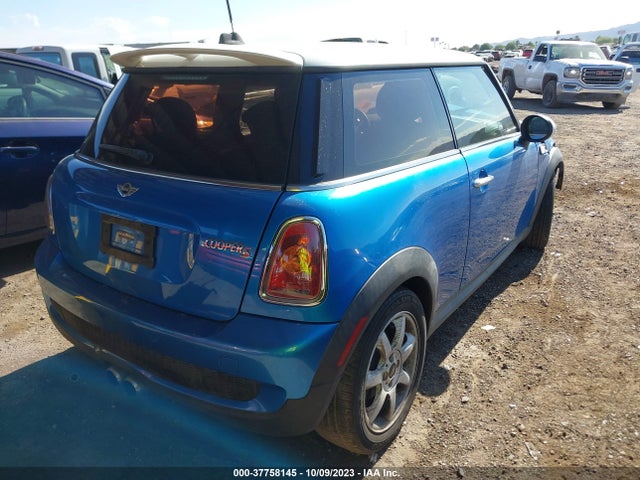 2010 MINI COOPER HARDTOP WMWMF7C53ATZ71054 Photo 3